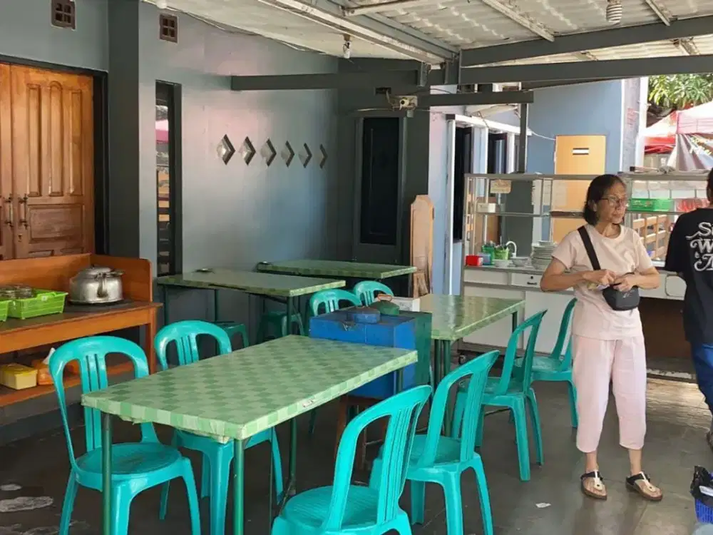 rumah di Antapani mainroad cocok untuk usaha harga masih bisa nego