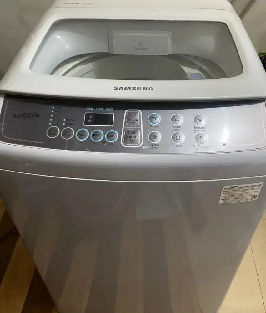 Mesin Cuci Kondisi Baik