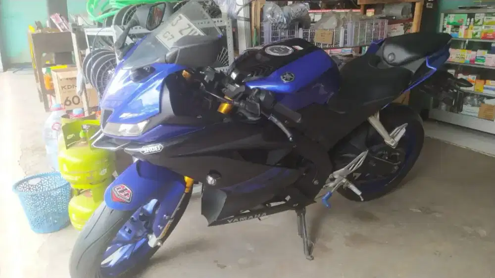 Jual Kesayangan motor R15 movistar