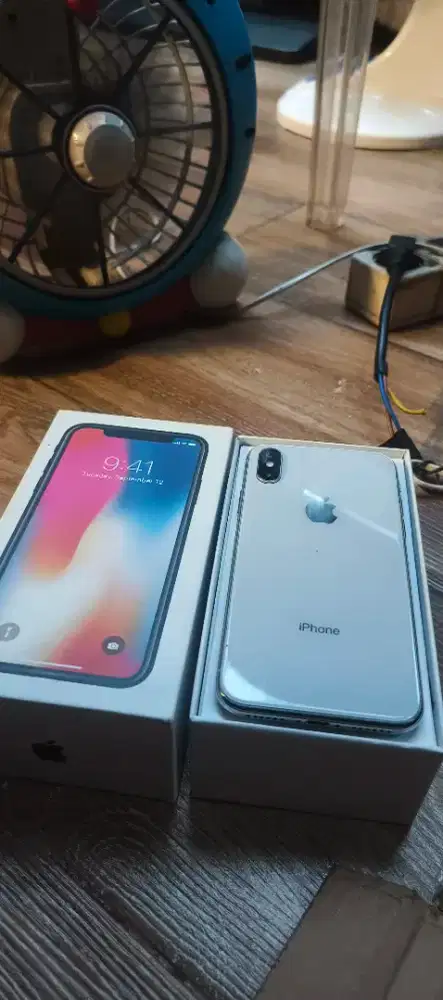Iphone X 64 kelengkapan dus kabel