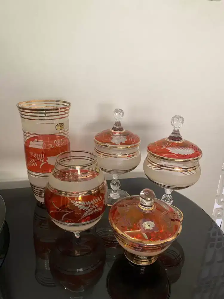 1 Set Bohemia Vintage Amber Merah Motif Daun + Gold Trim