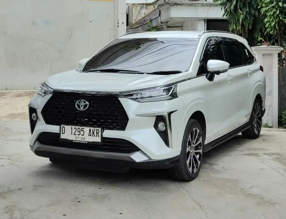 Toyota New VELOZ Q 1.5 AT 2023 LowKM 23rb RECORD TOYOTA BANDUNG