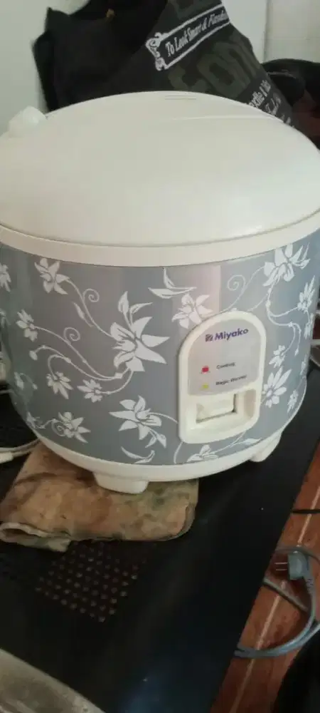 Res cooker mere kosmos dan miyako
