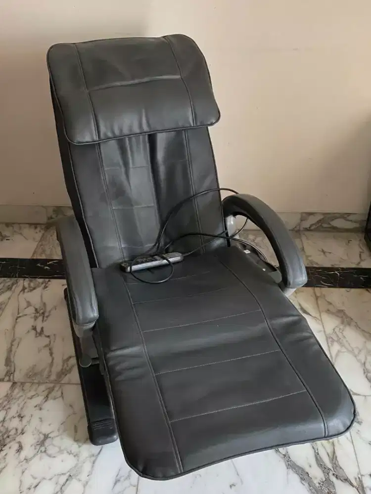 Kursi Pijat Recliner SANYO HEC - 902 - Full Body + Calf Vibration