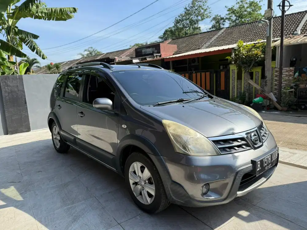 Nissan Livina Xgear Automatic 2012 Grey