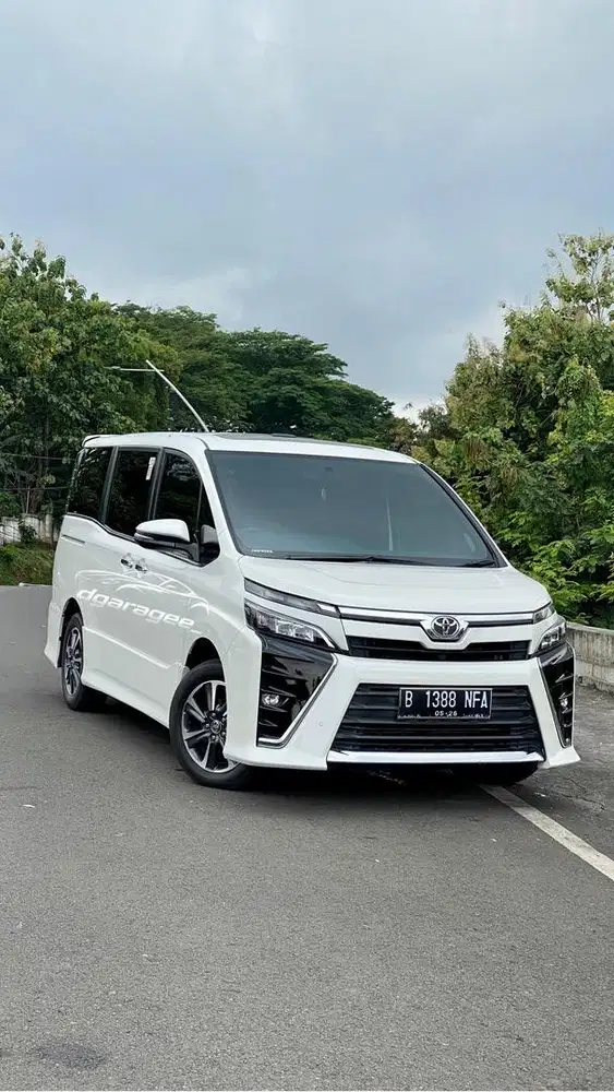 Voxy 2021 (SEPERTI BARU, KM 10RB-AN)