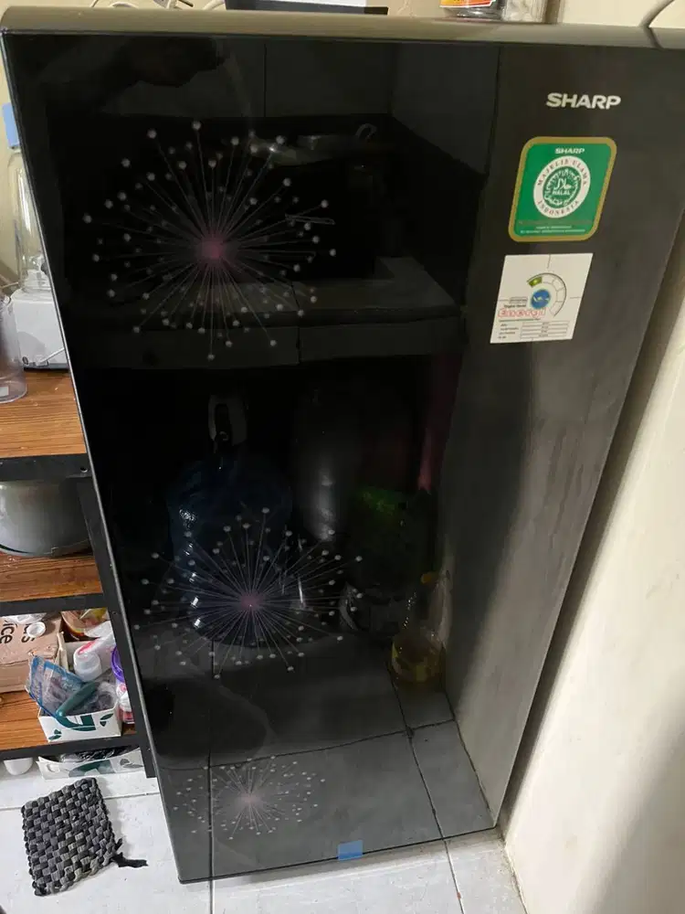 Kulkas Sharp 1 Pintu Jumbo 184 Liter (masih garansi pabrik)