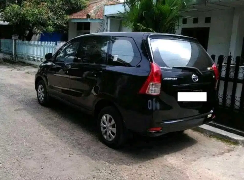 Jual Avanza E MT 2013