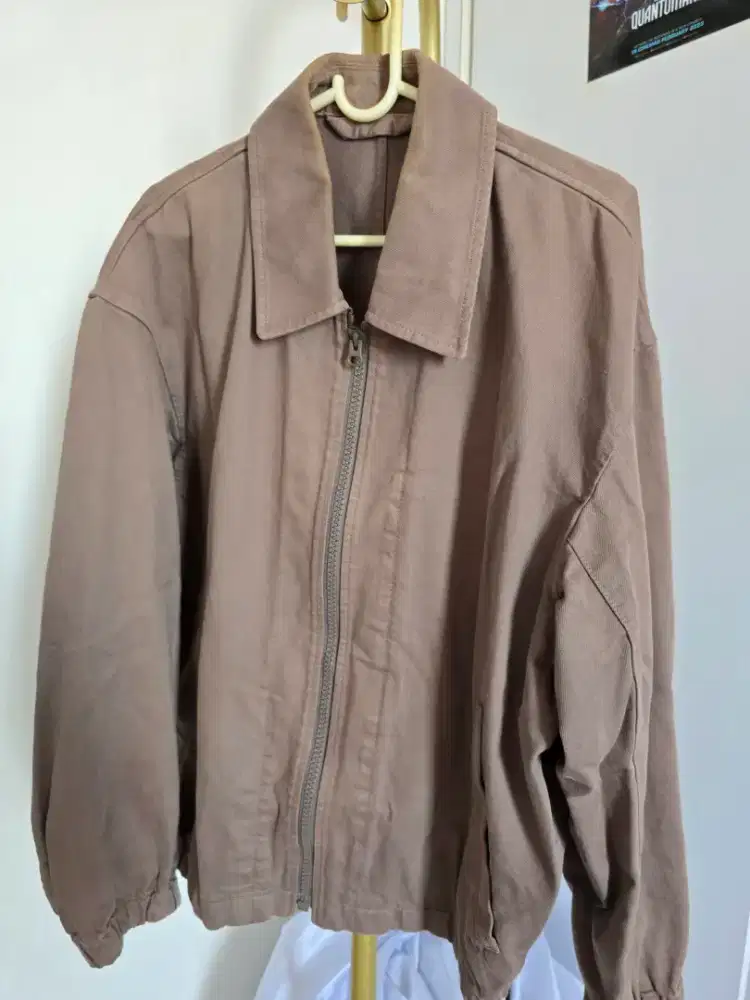 Jaket Uniqlo U Beige