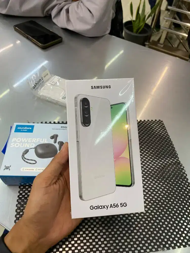 diskon tahun baru SAMSUNG A56 12/256 NEW SEGEL dskn 496rb FREE ADAPTOR