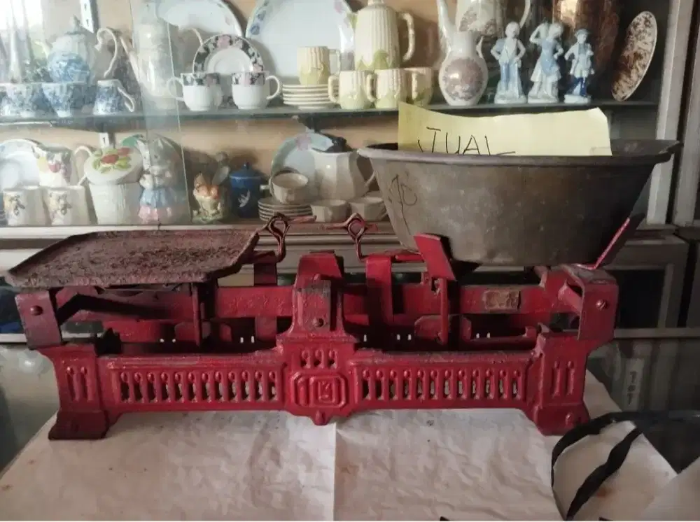 Dijual timbangan bebek antik