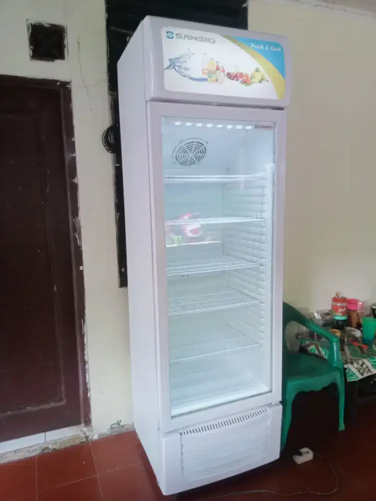 Di jual showcase pendingin minuman merk SANSIO 5 rak JUMBO siap pakai