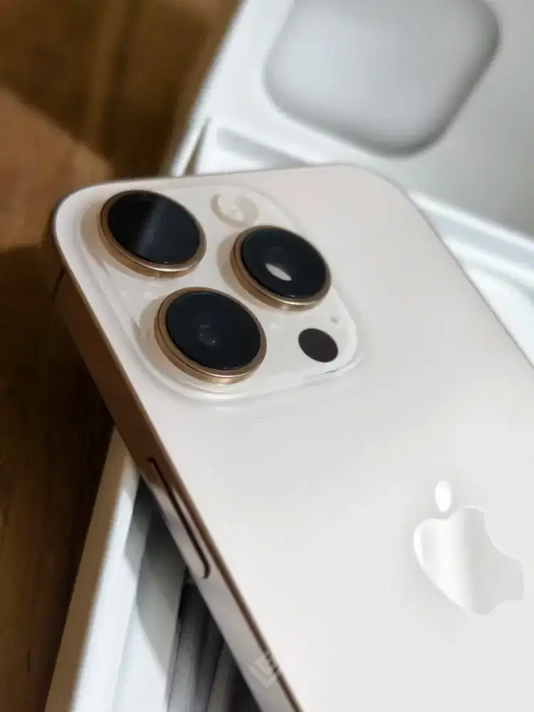 Iphone 16 pro 128 ibox second mei 2026 batere 95%