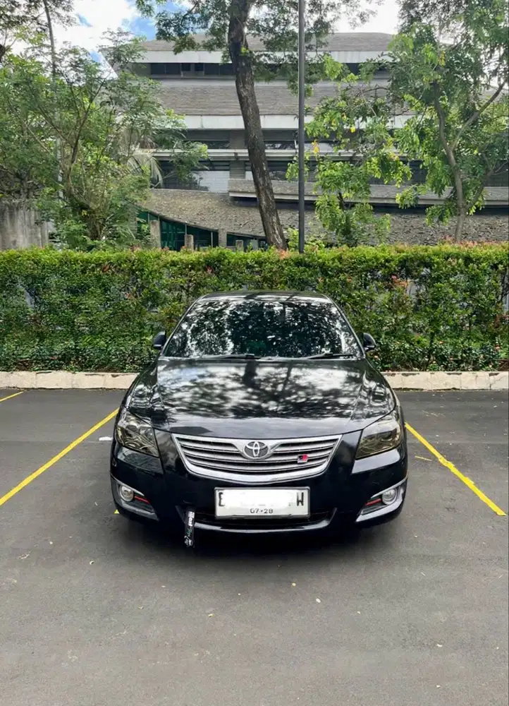 Dijual Toyota Camry V 2008