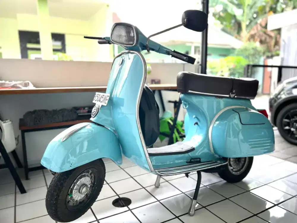 Vespa Super 1977