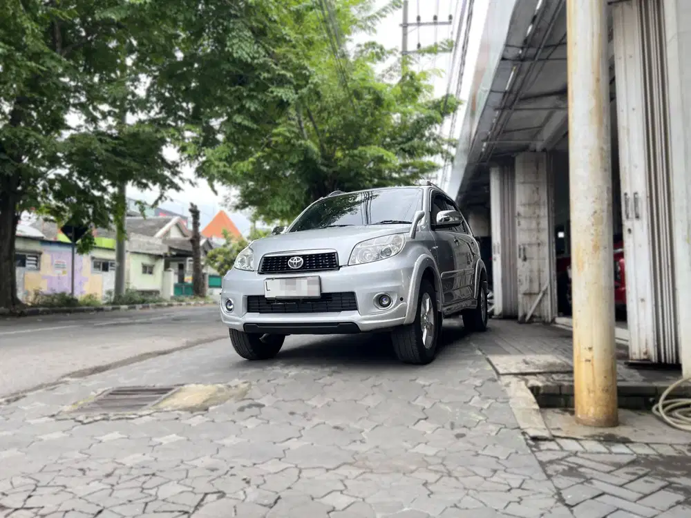 Toyota Rush 1.5 S AT Matic 2013