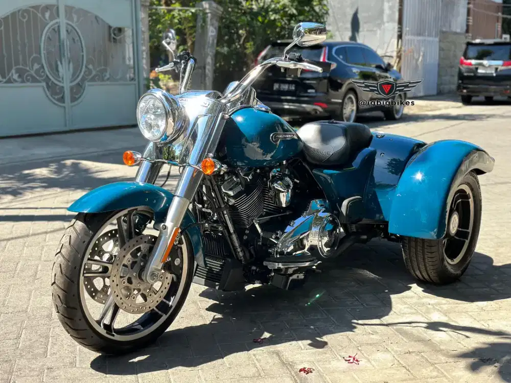 Harley Free Wheeler Roadking trike 2021