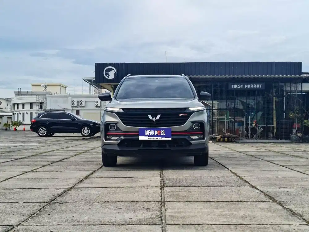 Wuling Almaz RS 1.5 Exclusive 7 Seater AT Turbo 2023 Abu KM 17RB