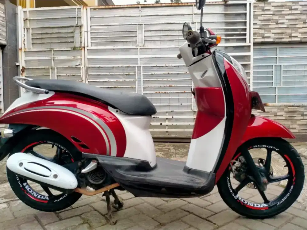 Honda Scoopy lengkap motor sehat walafiat keterangan detail dibawah