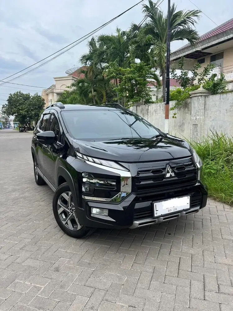 Km22RB xpander cross premium package 2023 reg (L) tg1 dr baru nik 2022