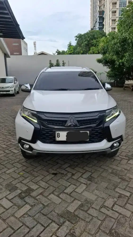 Mits. Pajero Sport 4x2 Dakar At 2018