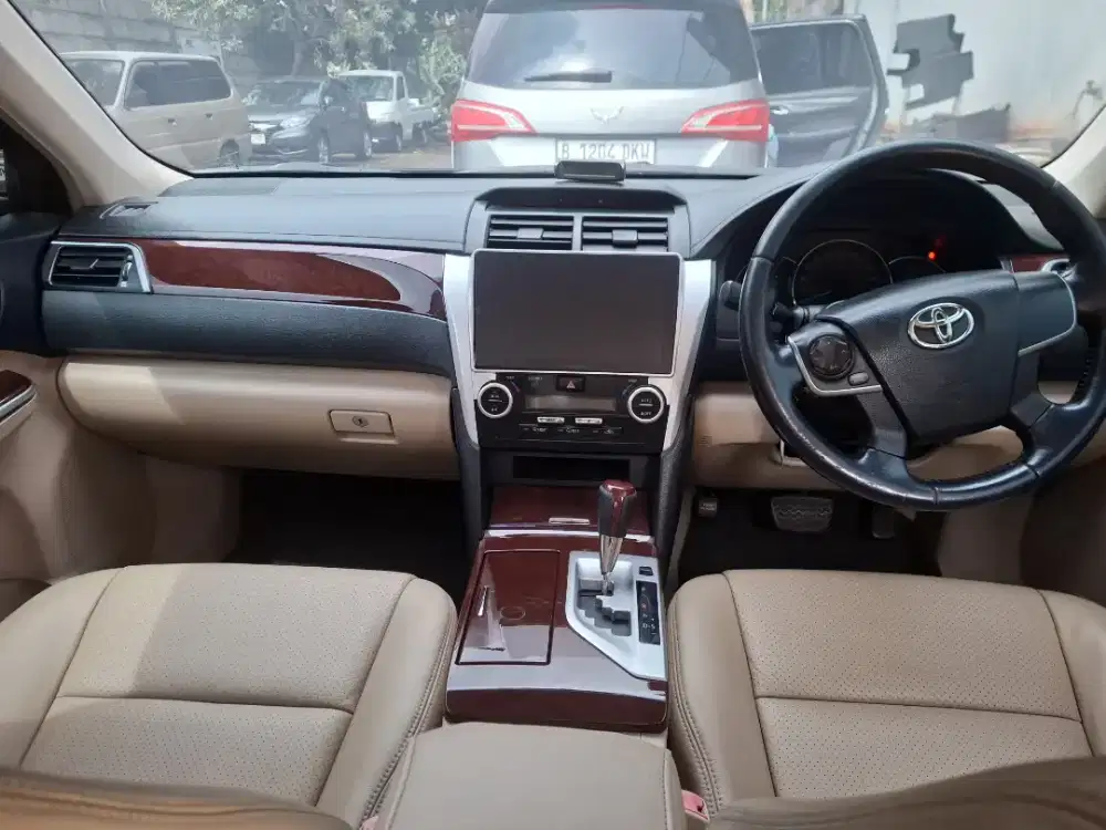 Toyota Camry 2.5G AT 2014 Termuraaahh