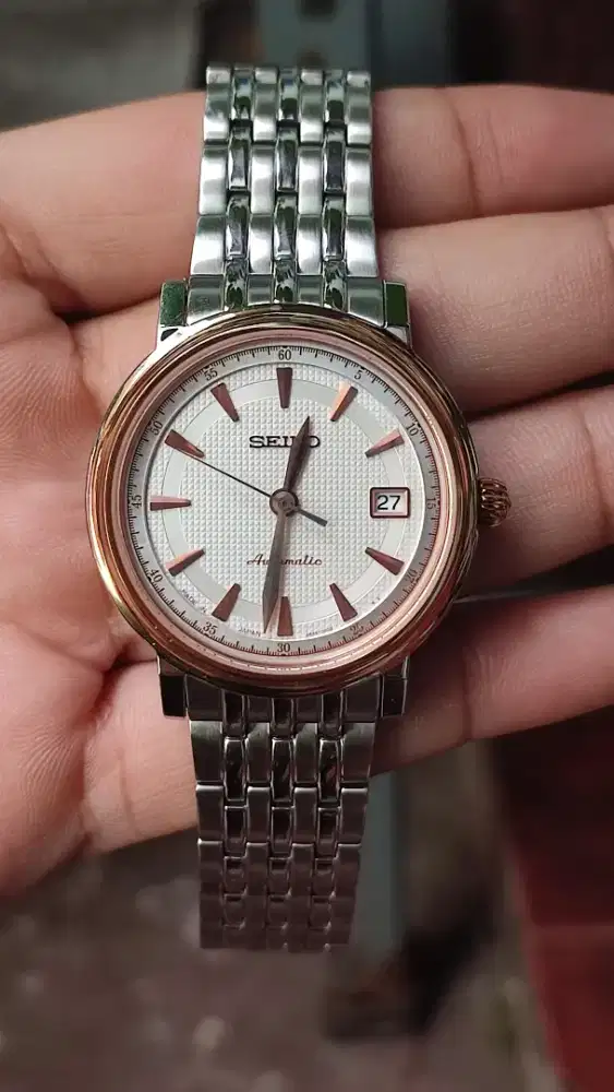 Jam seiko presage SRP118J1.. Ful box n bergaransi