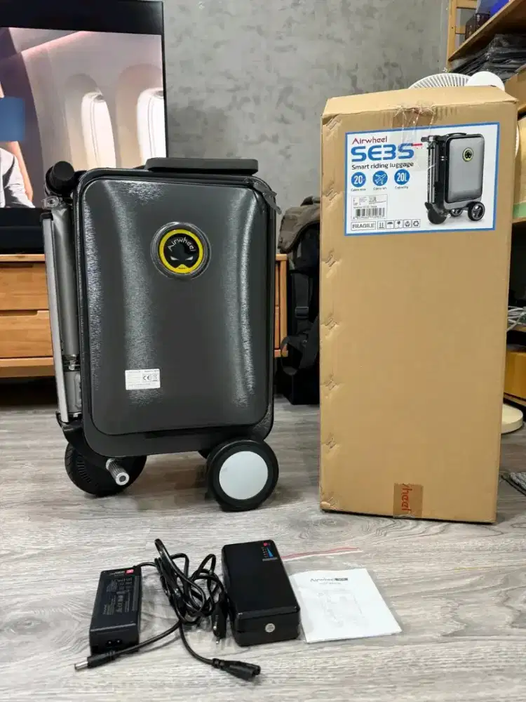 koper pintar (smart suitcase) Airwheel SE3S.