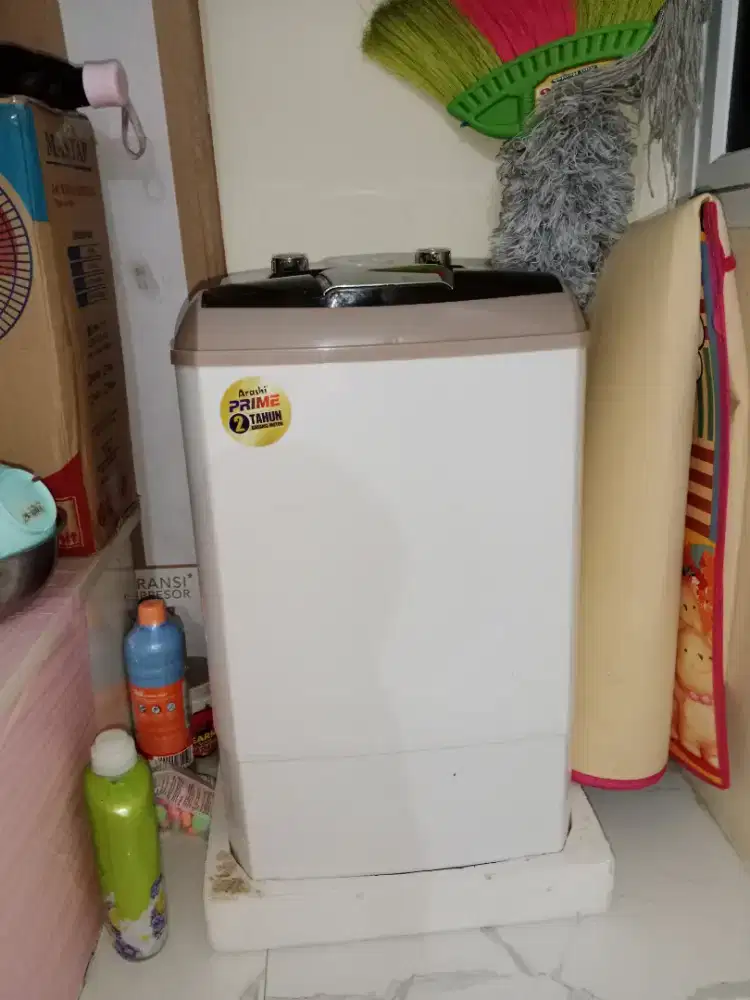 Mesin cuci mini merek arashi