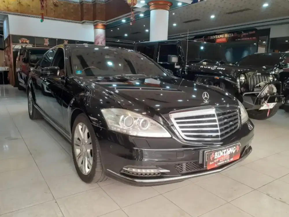 MERCY S350L AT 2012 SUNROOF BLACK / MODEL THN 2013 (BINTANG MOTOR)