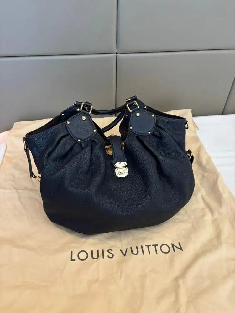 Tas Louis Vuitton M95547 Mulus