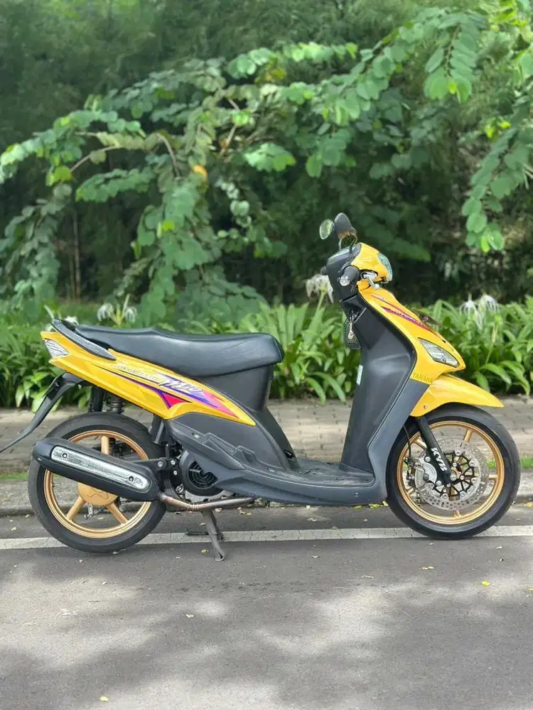 Mio 5TL 2005 kuning