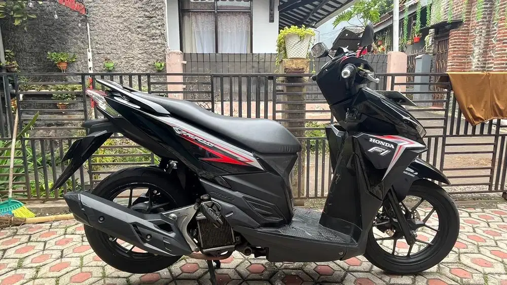 VARIO 125 TAHUN 2015