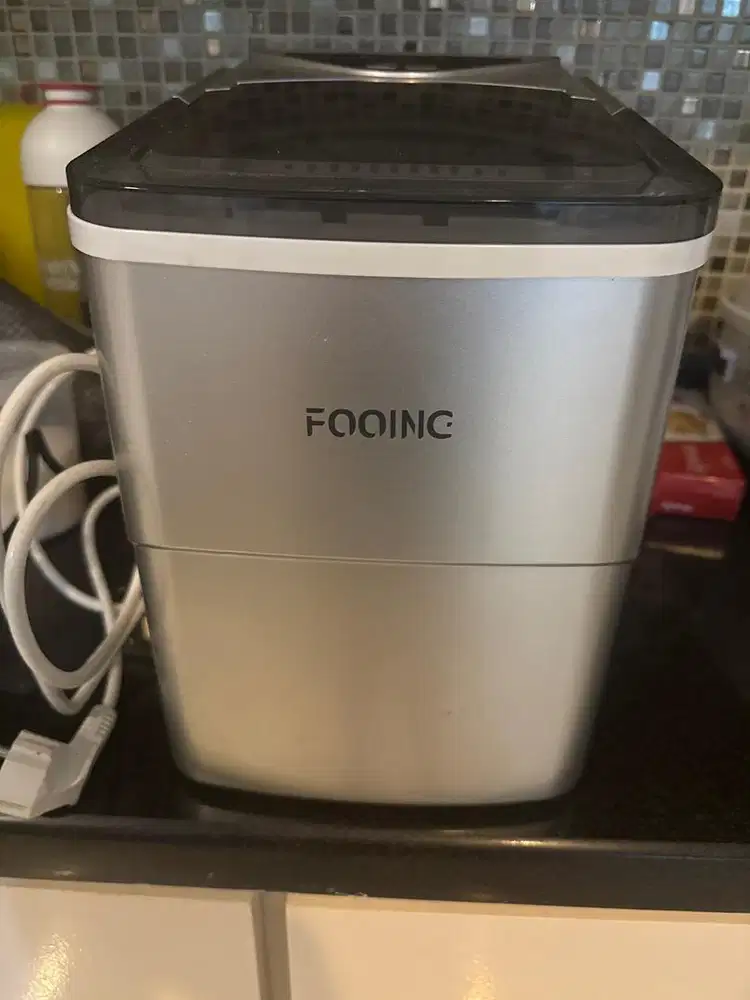 Ice making machine automatic