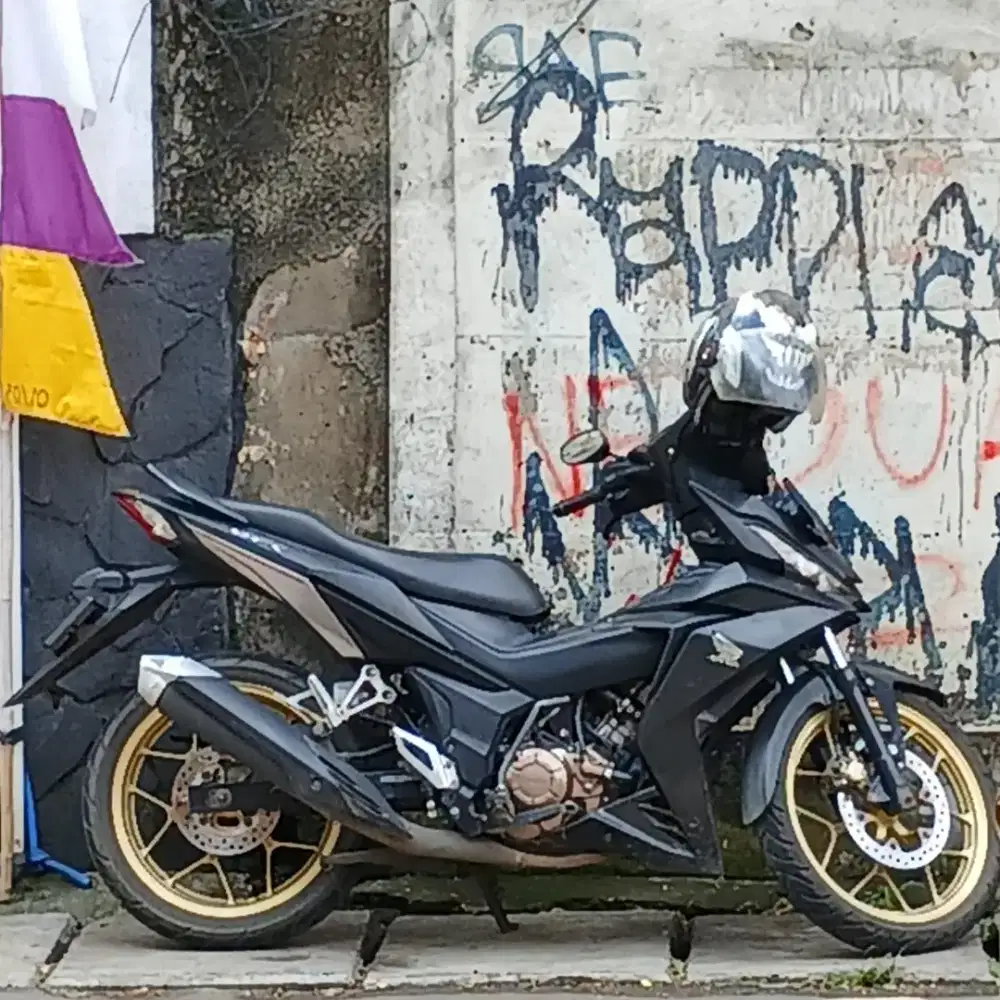 Jual Supra gtr150 (kilometer rendah)