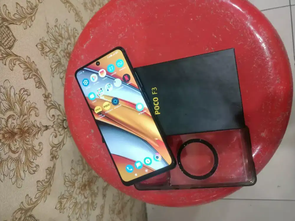 Poco f3 ram 8/256 normal semua nya hp sm dus saja