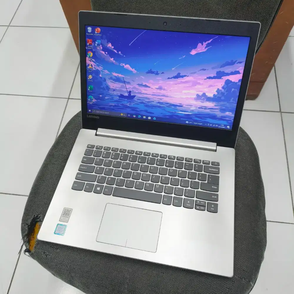Lenovo Ideapad 320 Intel Core I3 Gen 6 Ram 8gb ssd 120gb hdd 500gb