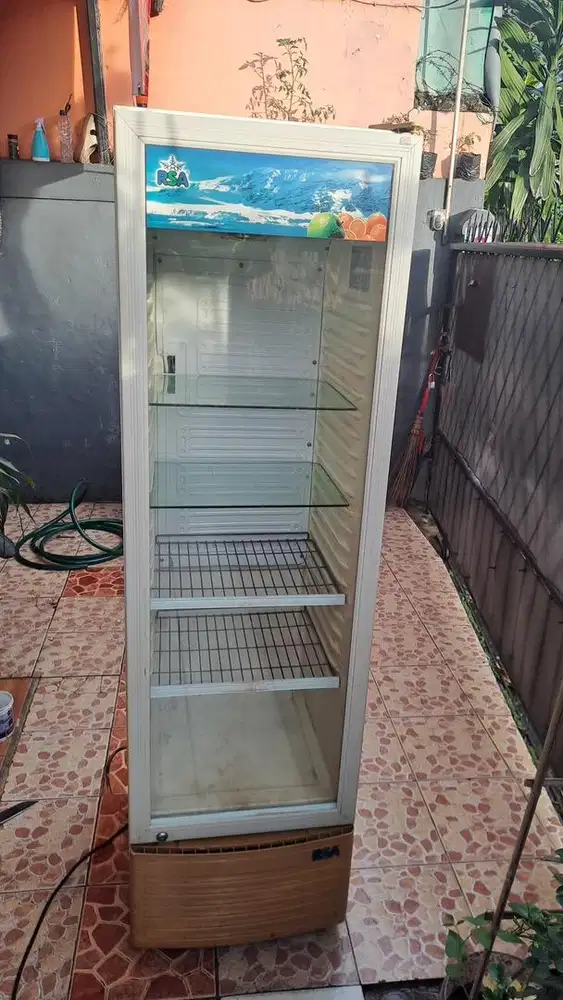 Showcase chiller RSA