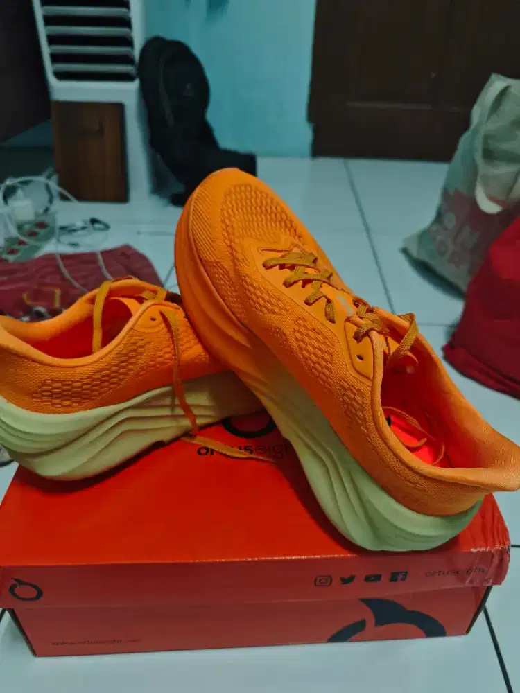 Sepatu lari Ortus hyperblast 2.1 nomor 42