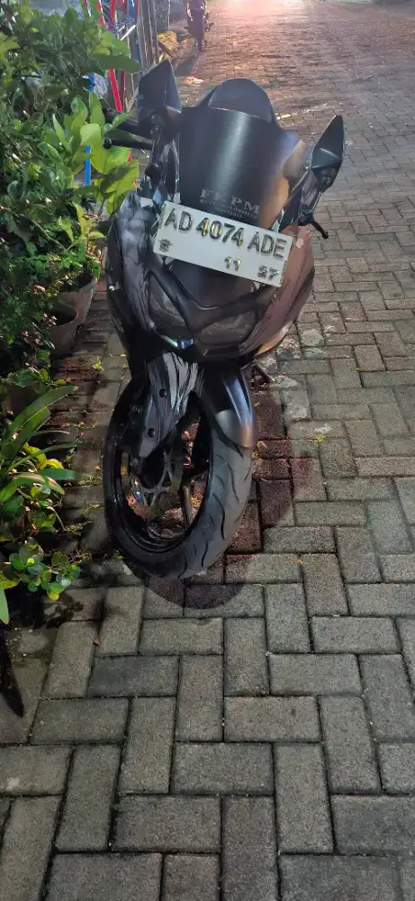 KAWASAKI NINJA 250 CC TAHUN 2012