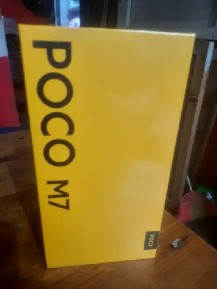 Hp xoaimi POCO M7 Ram 8/256gb warna black batrai 7000 mah