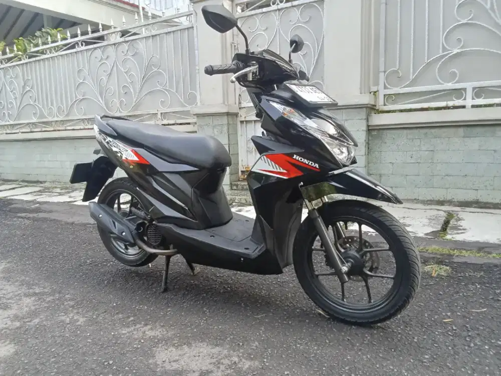 HONDA BEAT TAHUN 2023 KM 22 RB SUPER ISTIMEWA NO MINUS LOKASI KIRCON