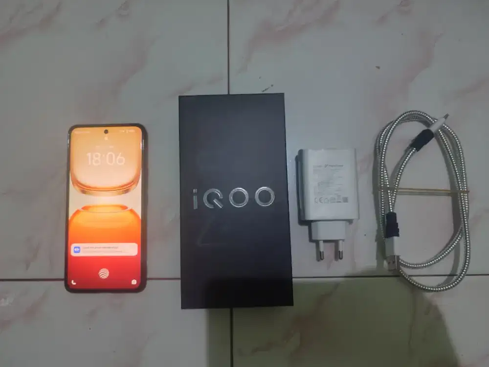 IQOO Z10 8/128 5G FULLSET MULUS PEMBELIAN DESEMBER 2025