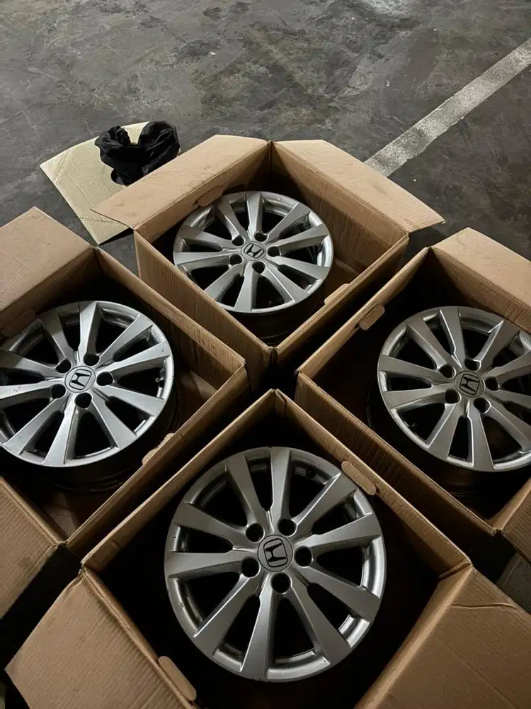 Vleg Honda Civic R16