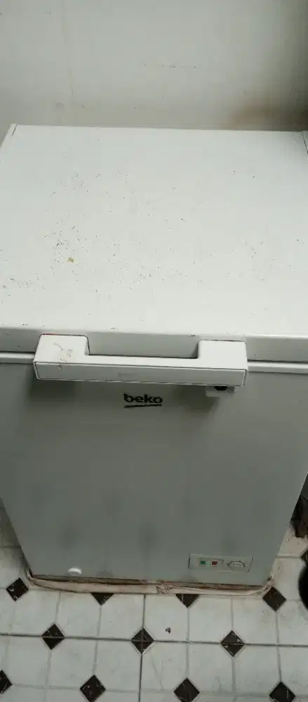 Dijual prizer merek Beko 100 L