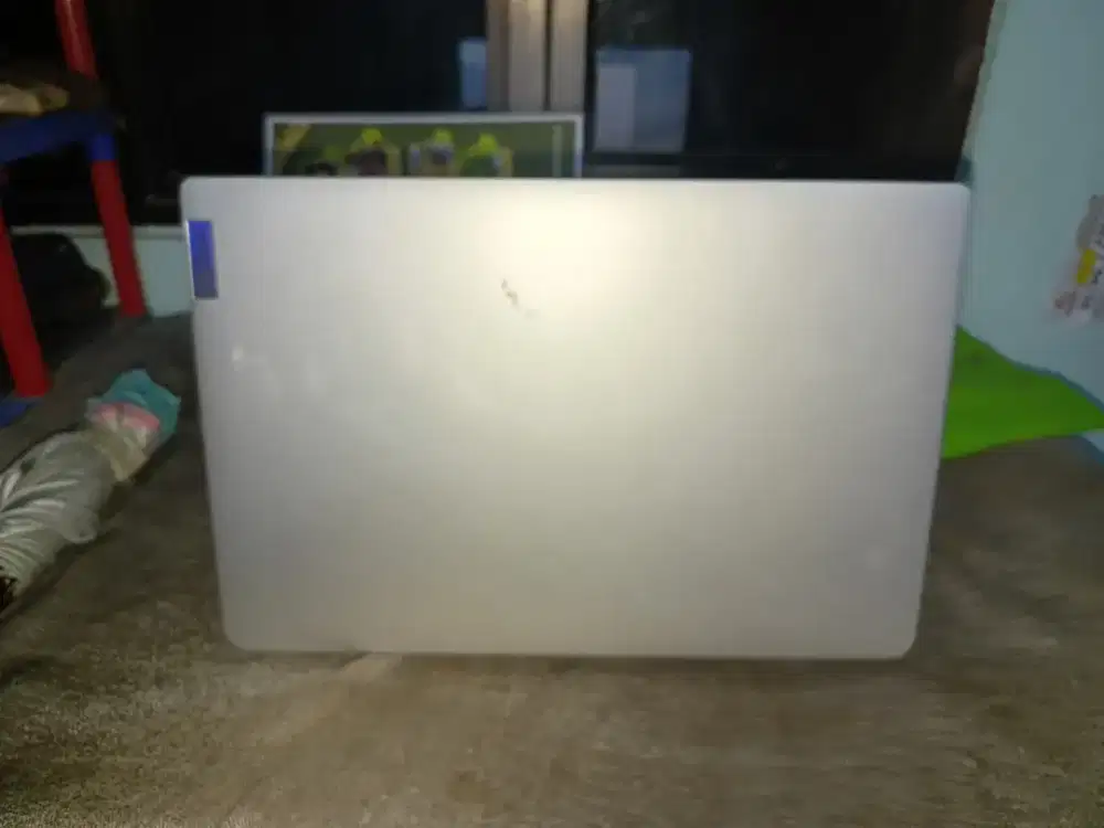 Laptop Lenovo 82v6