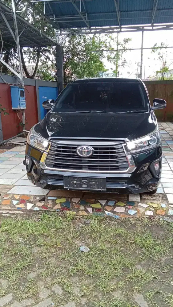 Toyota Kijang Innova tipe V (2022) M/T