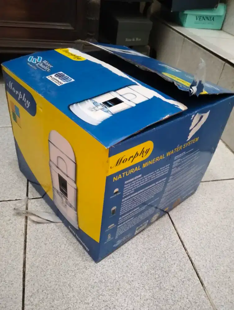 Morphy natural mineral water system