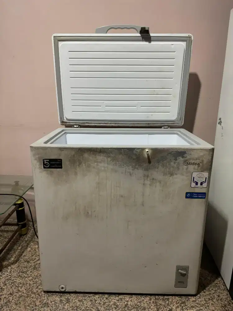 FREEZER MIDEA BEKAS SIAP PAKAI AREA SURABAYA BARAT