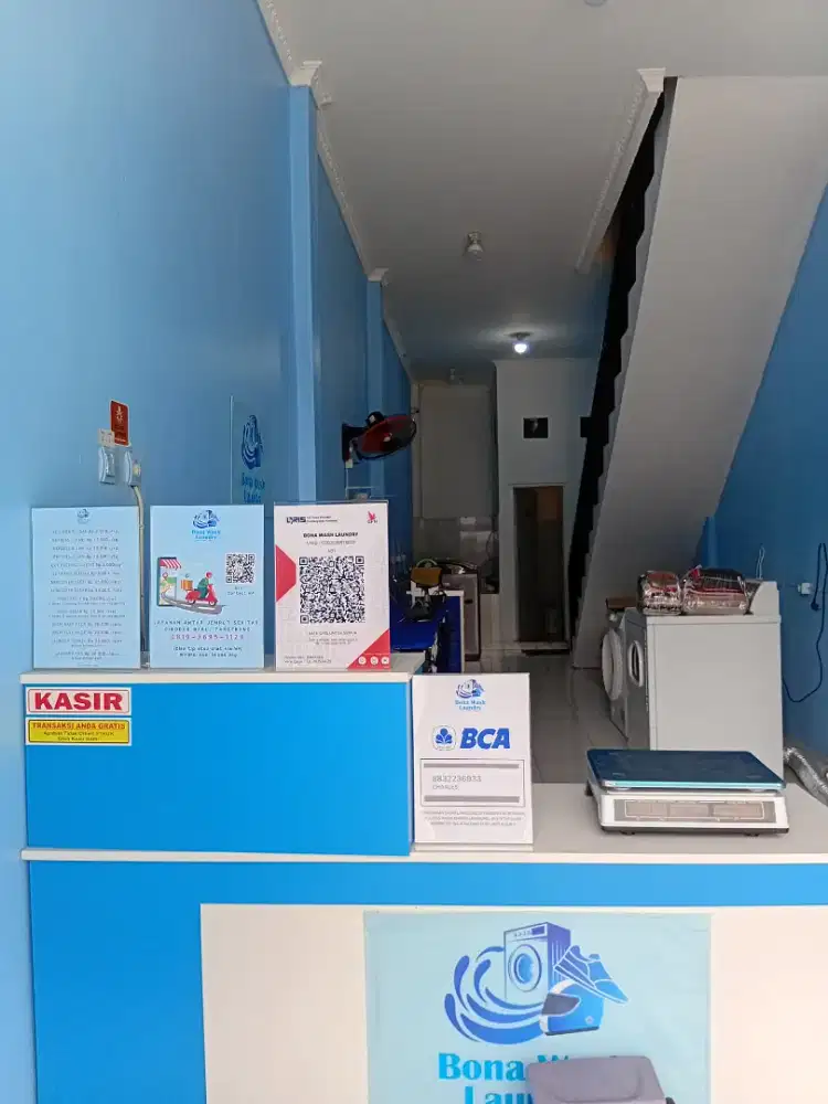 KARYAWAN LAUNDRY ( PEREMPUAN )